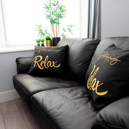 Wrexham Central Stay Apartment Seven Экстерьер фото