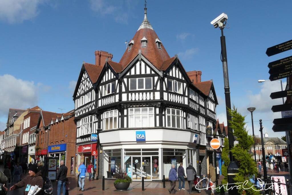 Wrexham Central Stay Apartment Seven Экстерьер фото