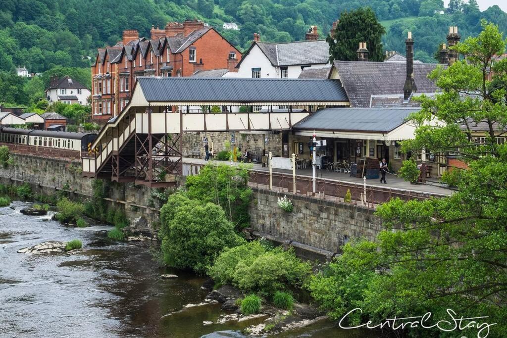Wrexham Central Stay Apartment Seven Экстерьер фото